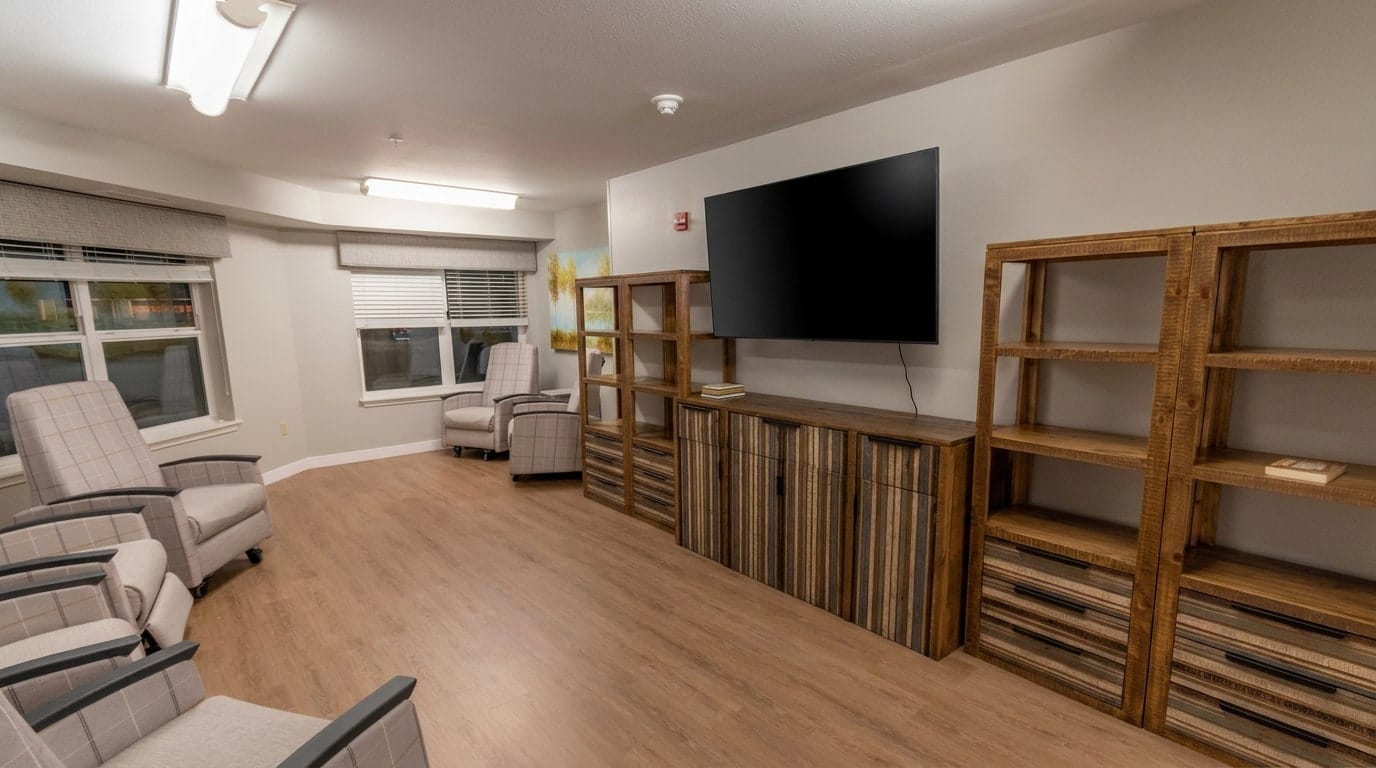Avamere at Newberg TV Room
